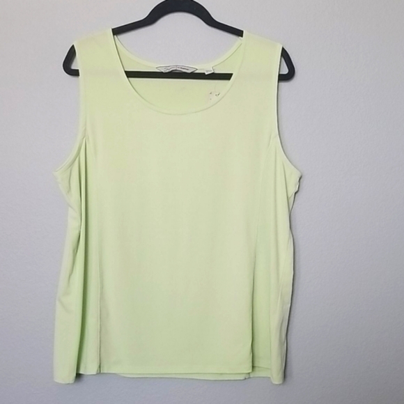 Soft by Avenue neon green stretch tank 18/20 NWT - Picture 1 of 6